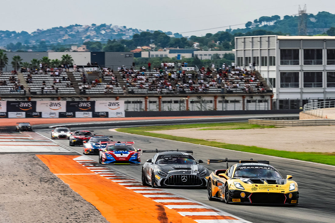 GT2, Pampanini-Calamia starring in Valencia!